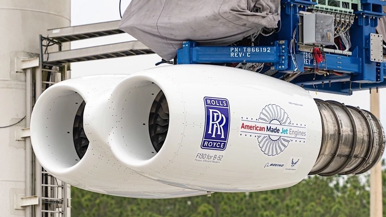 New B-52 Rolls-Royce Engines