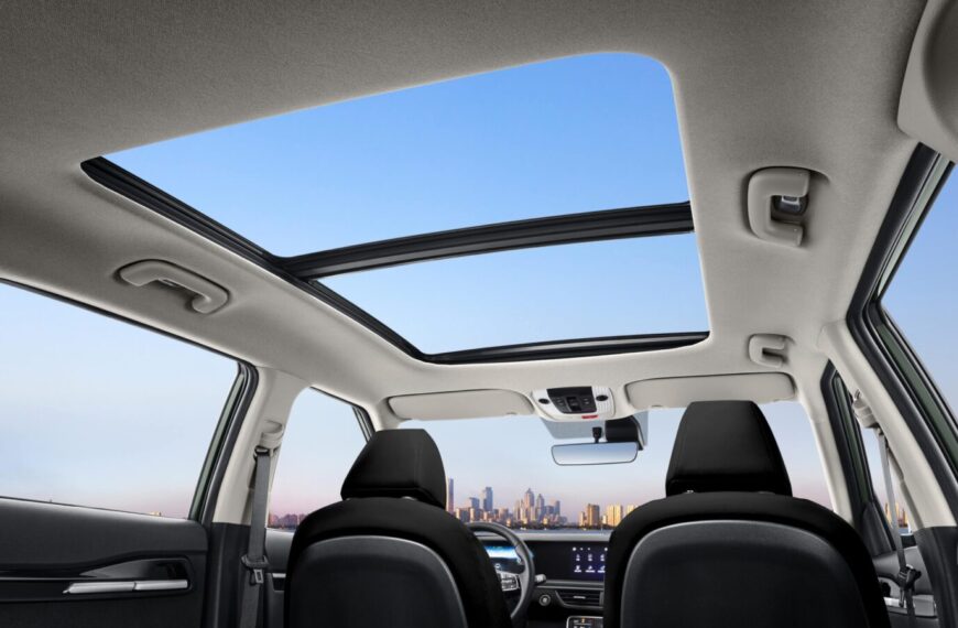 Hundreds Of U.S. Car Owners Say Their Sunroofs Are Exploding — NHTSA Can’t Find Defects