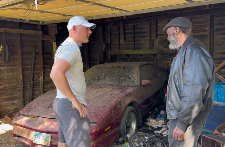 83-Year-Old Reunites With His Firebird After It’s Been Parked For 3 Decades