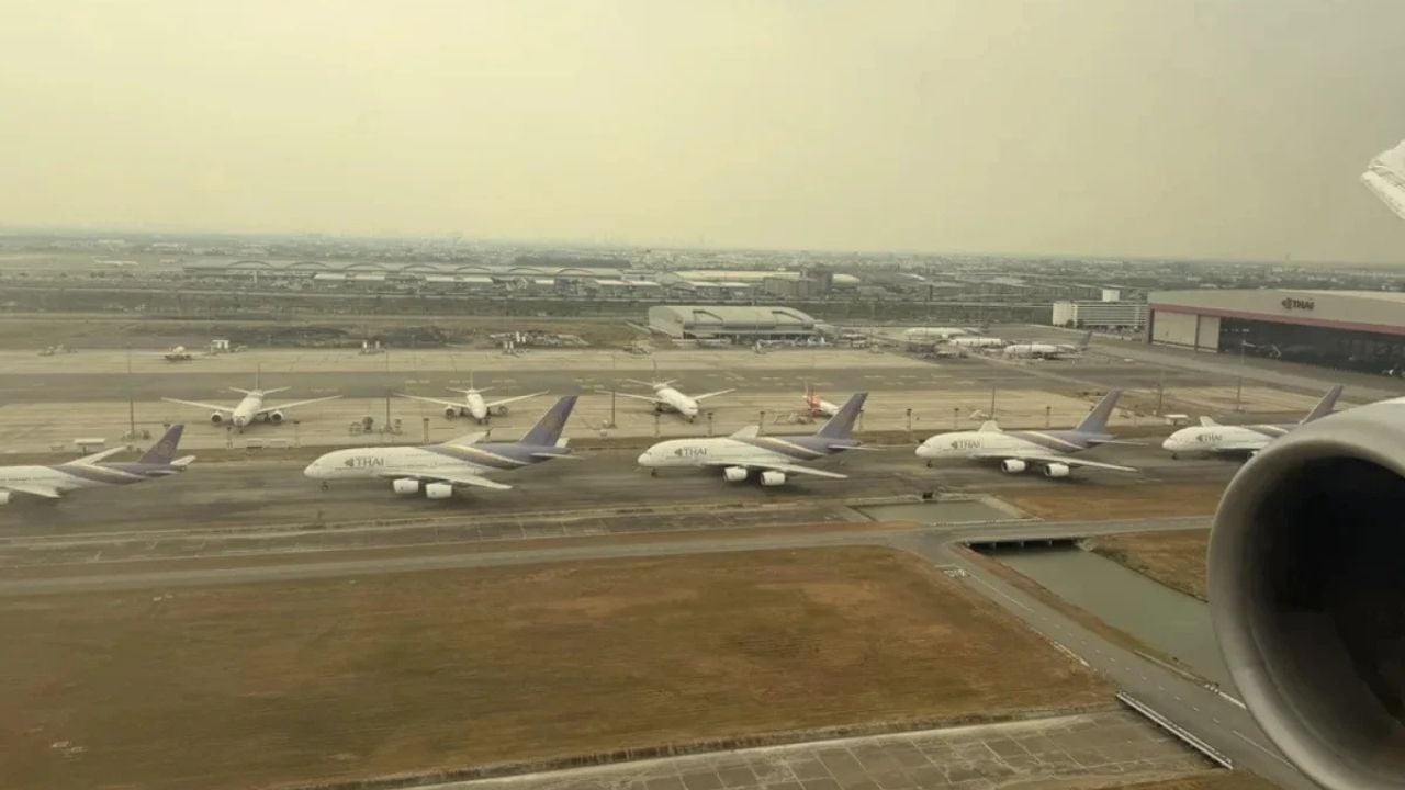Thai Airbus A380 Airliners Abandoned