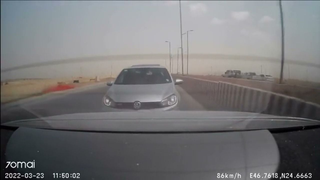 VW Tailgating Car Dashcam Footage