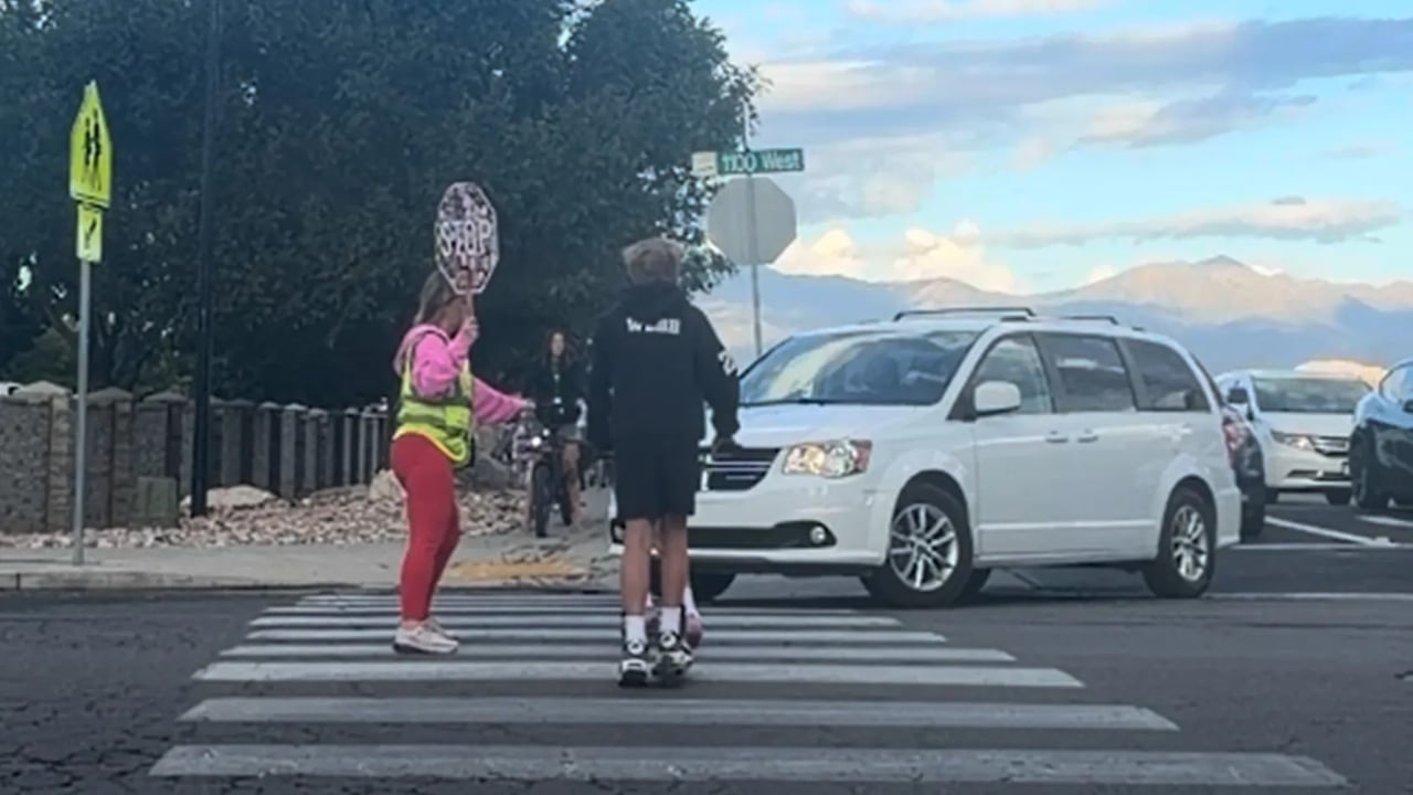 Crossing guard saves the day