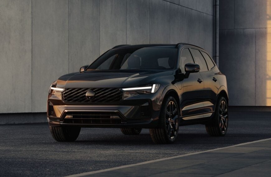 The 2028 Volvo XC60 T8 Has More EV Range Than Any Other PHEV In America