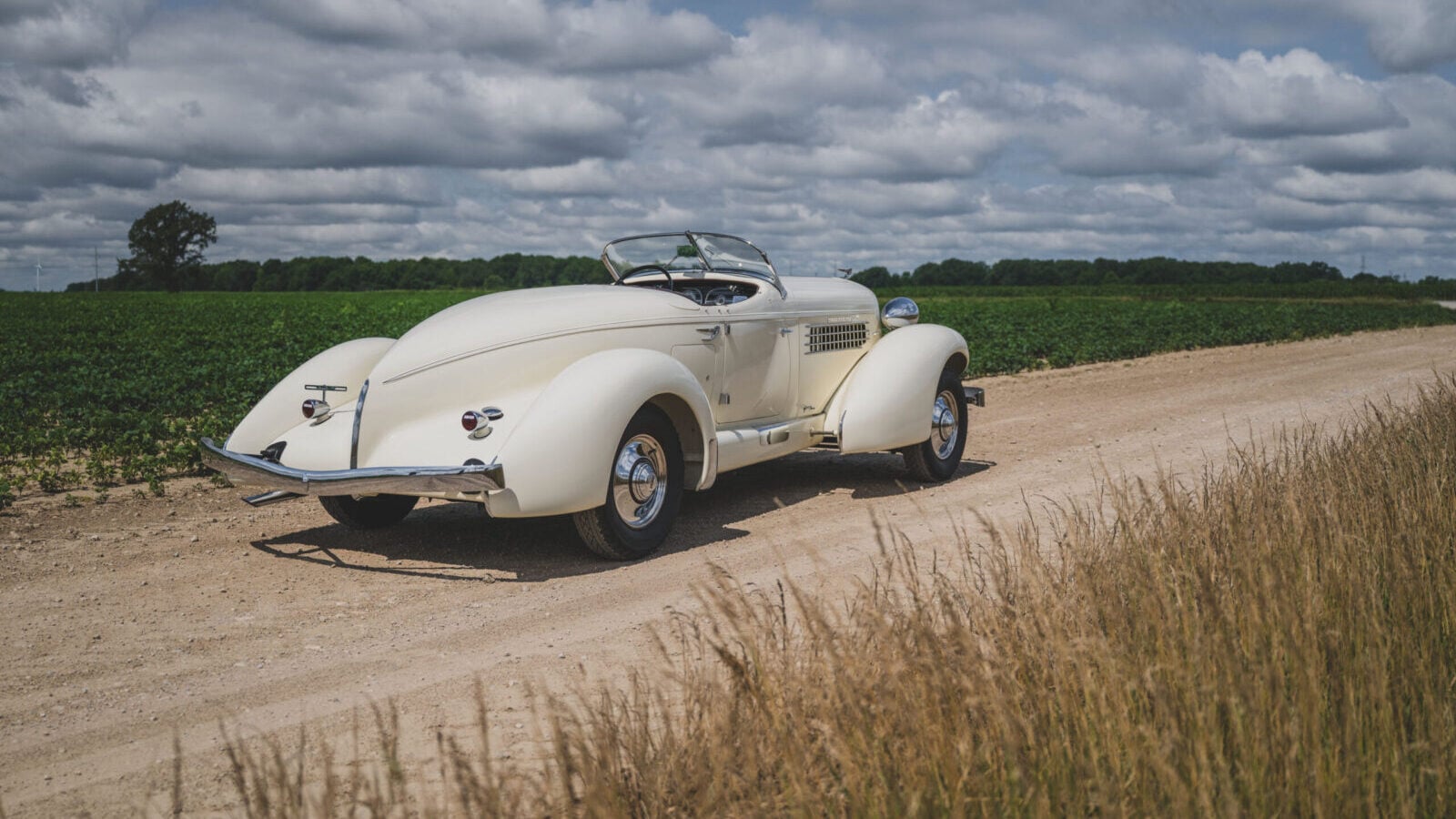 1935 Auburn 851 Supercharged Speedster rear e1791539822126