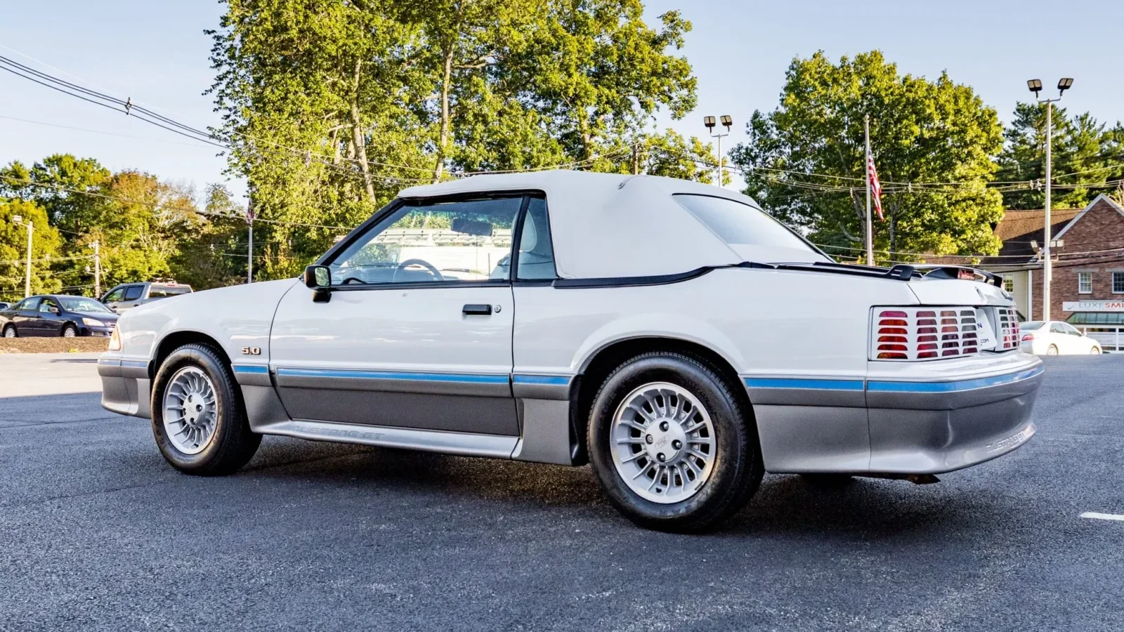 1987 ford mustang 1987 ford mustang c2394ee5 d17a 4e0c bafe c5811c989f29 muQQNL 06630 06631 scaled 1 e1793044548137