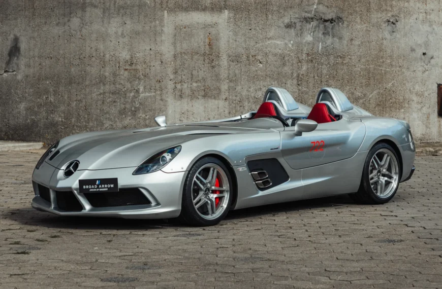 Super-Rare 2009 Mercedes-Benz SLR McLaren Stirling Moss Is Going Under The Hammer