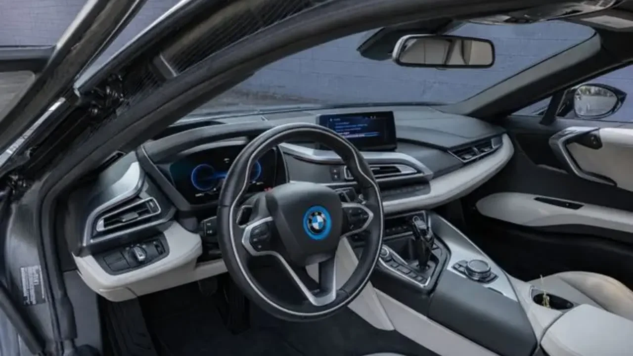 2014 bmw i8 37500 352402442 1 e1792571433876