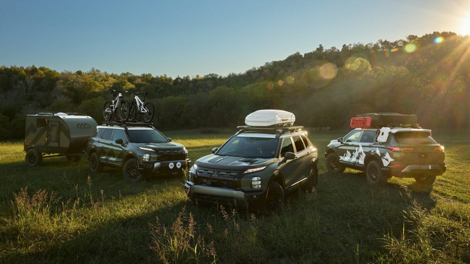 2028 Outlander Diamond Trail SEMA display scaled e1793185391579