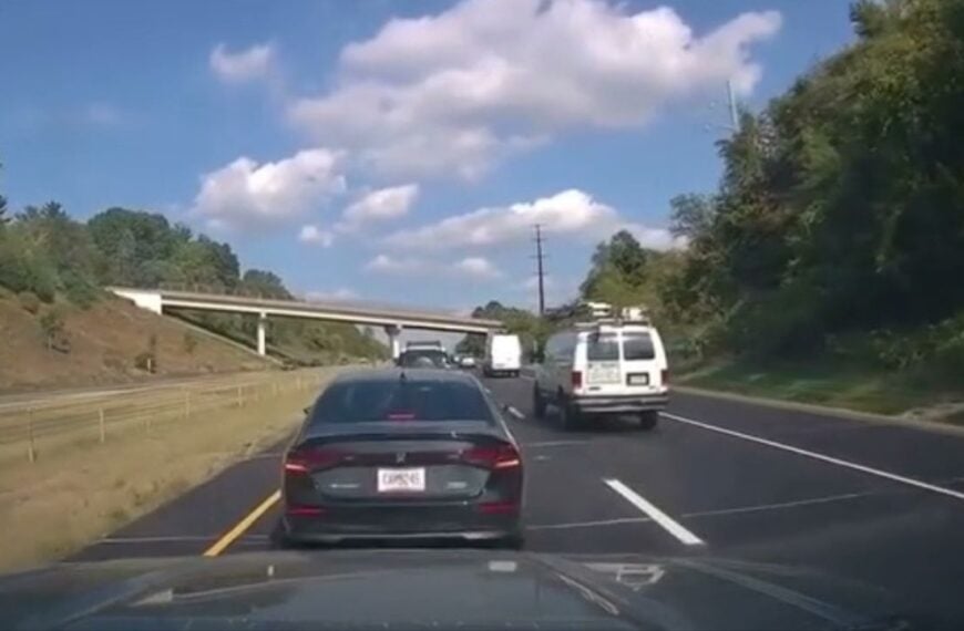 Car causes deliberate crash on highway