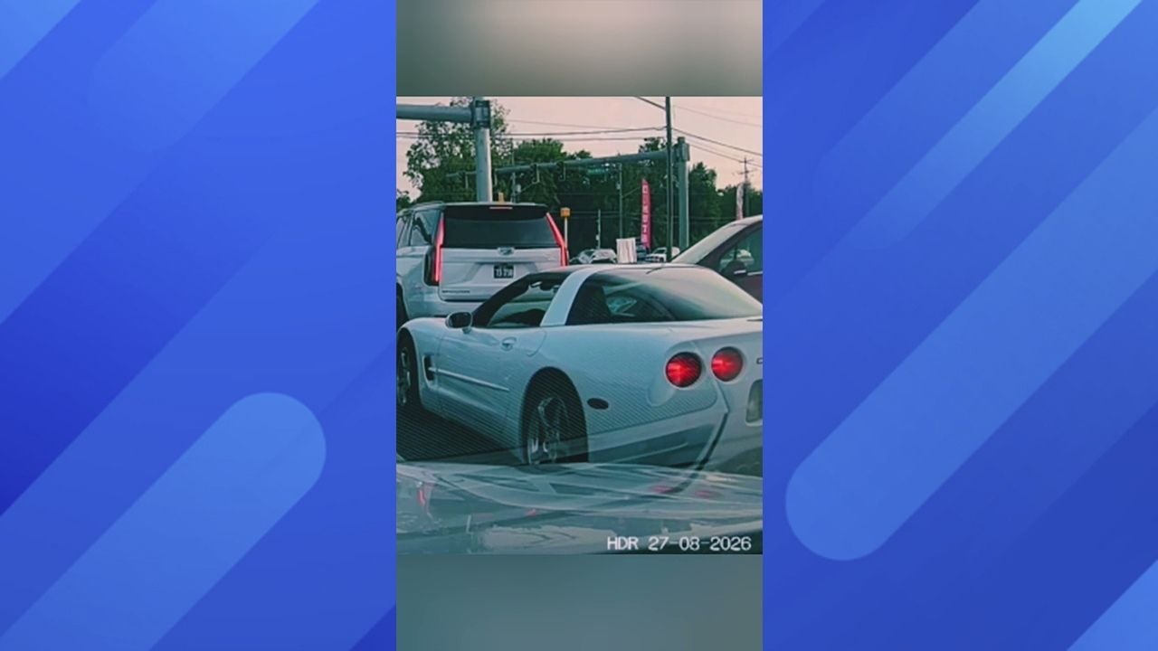 Chevy Corvette wont let SUV out of gas station Featured