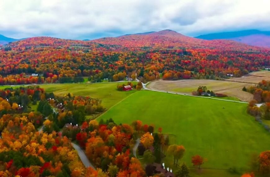 10 Cozy Autumn Destinations