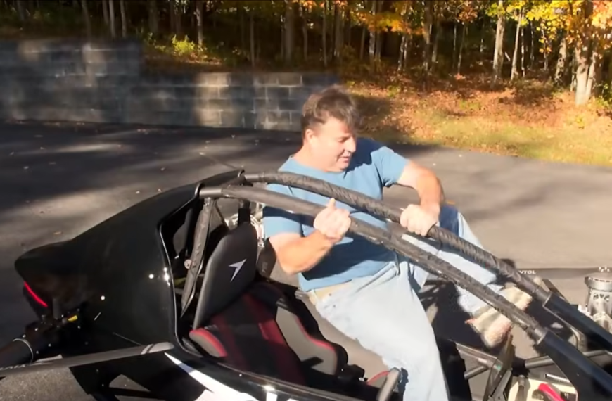 Couple Spends $250,000 on Flying Vehicle That Doesn’t Need a Pilot’s License
