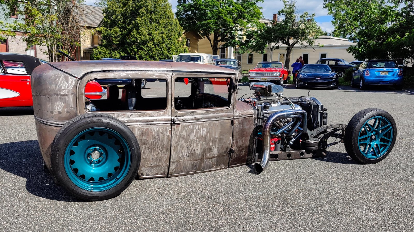 Hot-Rod Builder Spends Nine Years Creating Strange Custom Car, Uses Its Frame Instead of a Parking Brake