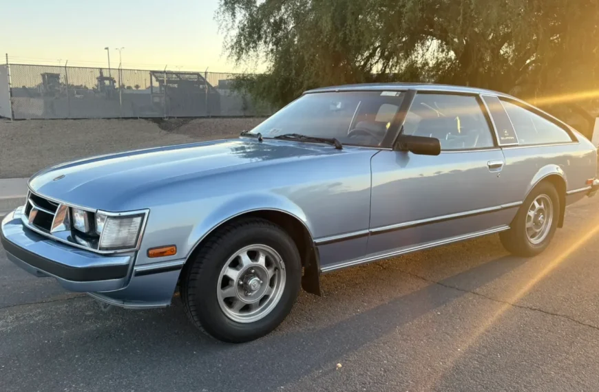 This Old-School Toyota Supra Has A Straight-Six, A Manual, And Plenty Of Charm