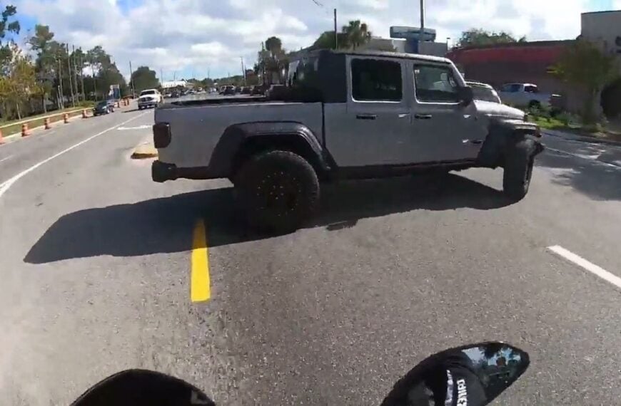 Jeep Gladiator Owner nearly hits biker Featured
