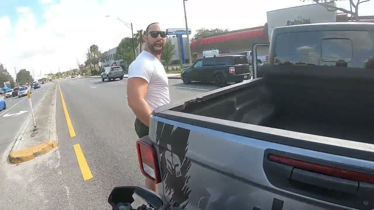 Jeep Gladiator Owner nearly hits biker