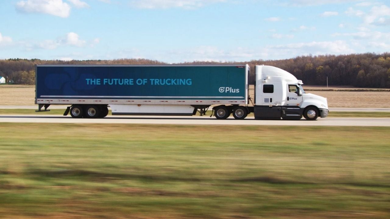 PlusAI Truck Side View Moving