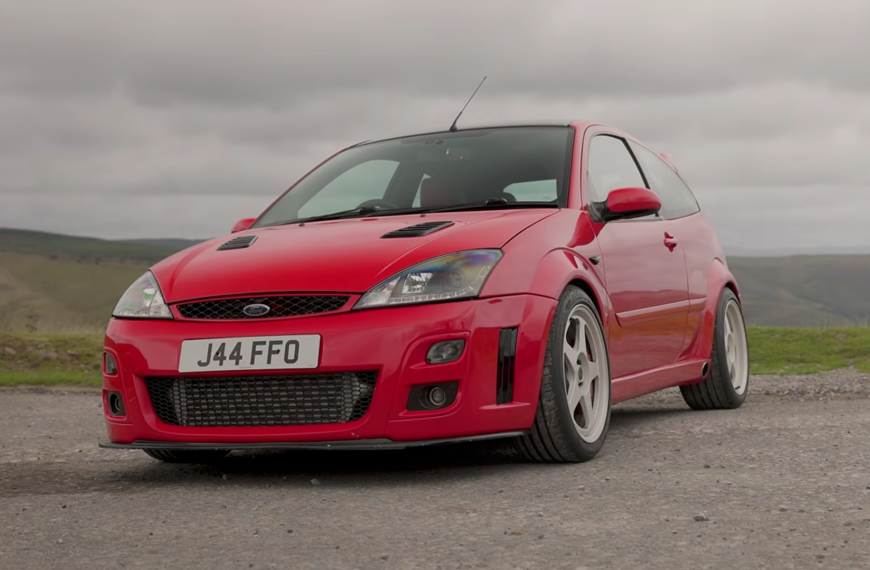 This Home-Built Ford Focus Hides A Twin-Turbo Lexus V8 And Nissan 350Z Running Gear