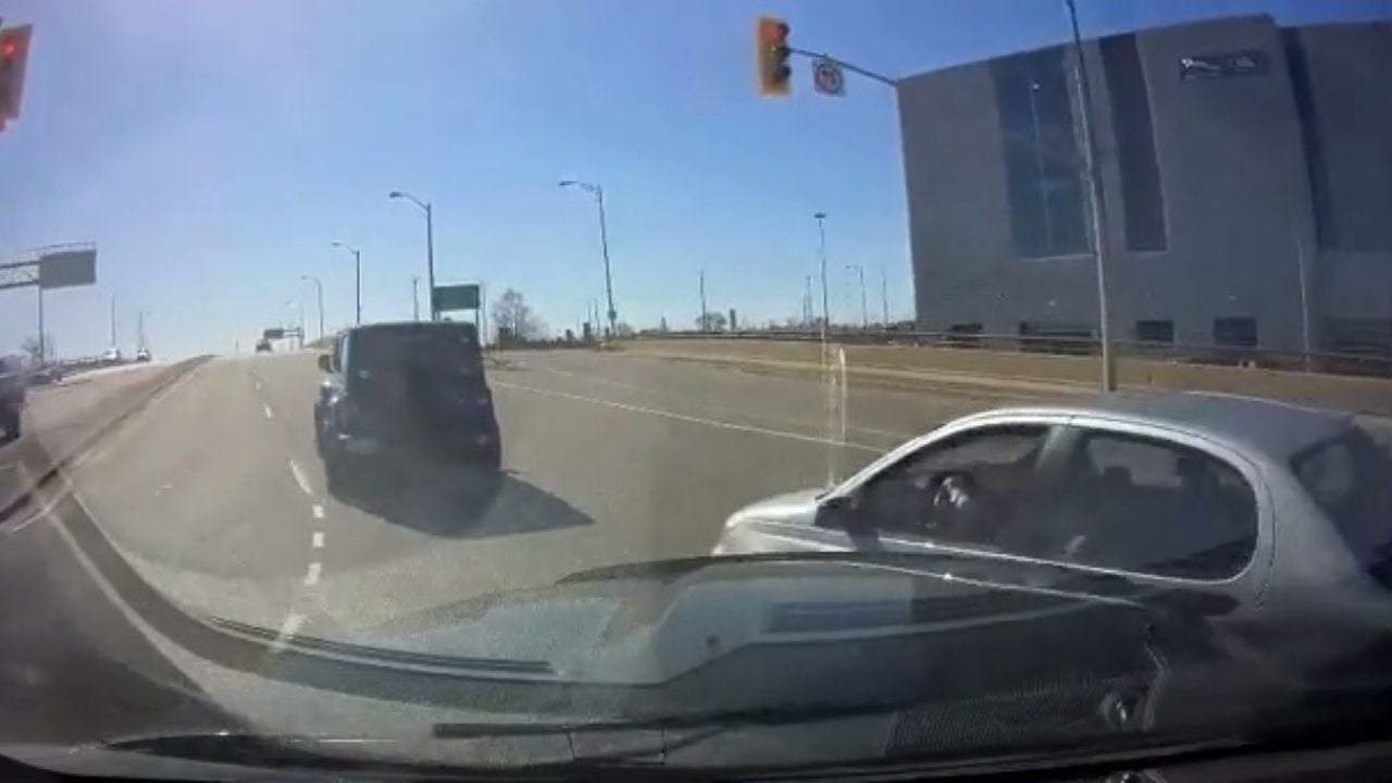 Silver sedan ran a red light featured image