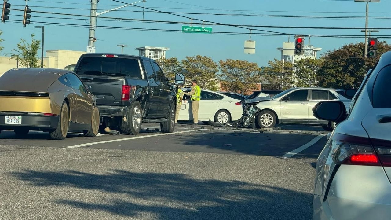 Tesla Cybercab Accident in Memphis rear view