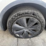 Tesla Driver Borrows Friend's Car, Brings It to Tire Shop With Destroyed Wheels, Then Drives Away Without Repairs