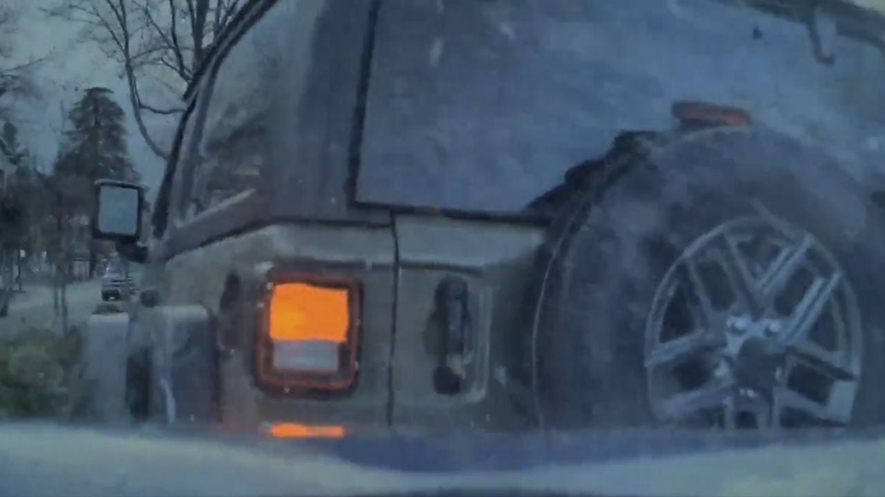 Tesla Hits Jeep Featured Image