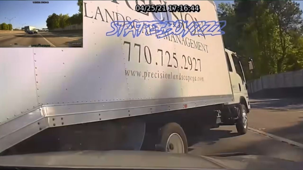 This is the largest vehicle ever PITTED by a cop! 1-48 screenshot