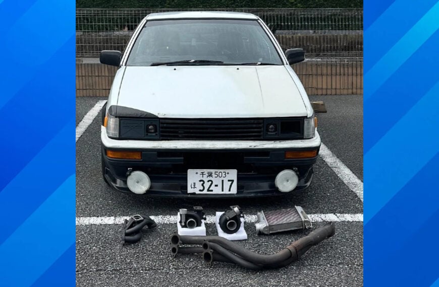 Toyota AE86 Owner Finds Ancient Twin-Turbo Kit, Decides To Install It Despite Having No Experience