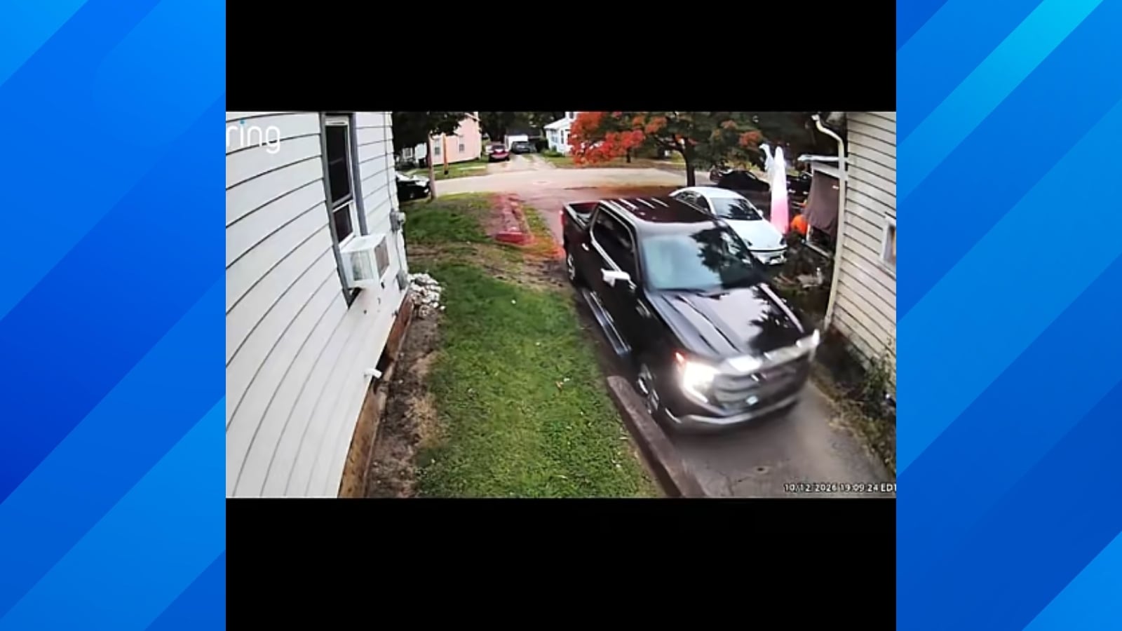 Woman Says Neighbor Keeps Driving Through Her Grass on Purpose, but Viewers Think She's Overreacting