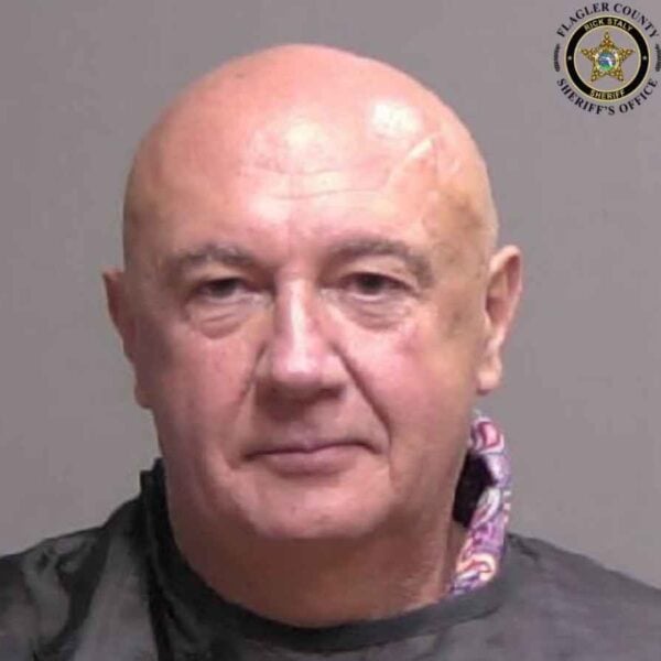 Florida Man Arrested for DUI Fails to Even Tie Shoes During Sobriety Test