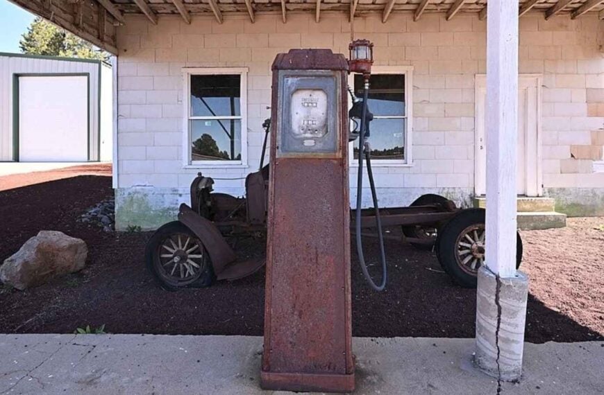 Omaha Drivers Keep Finding Empty Gas Pumps, But Some Locals Insist There Is No Shortage