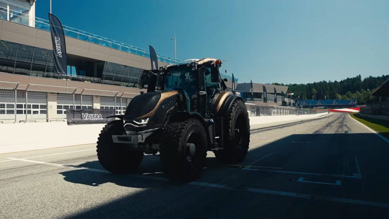 valtra 1 scaled e1792056257574